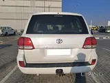 Toyota Land Cruiser – Excellent Condition – For Sale in Qatar